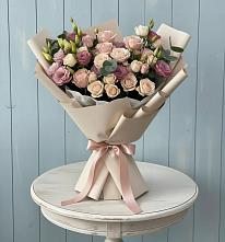 Букет цветов из:  Розы и Лизиантусы в Богородске