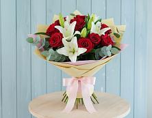 Букет цветов из:  Лилии и Розы в Богородске