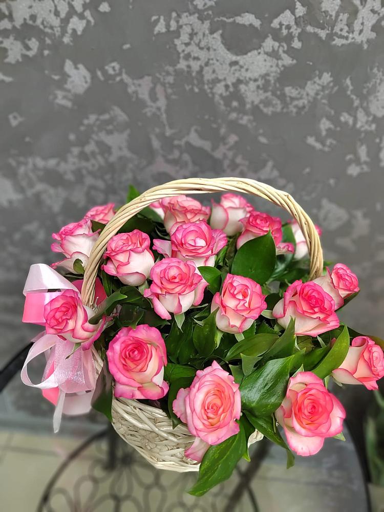 Цветочная композиция из Розы в корзине в Богородске