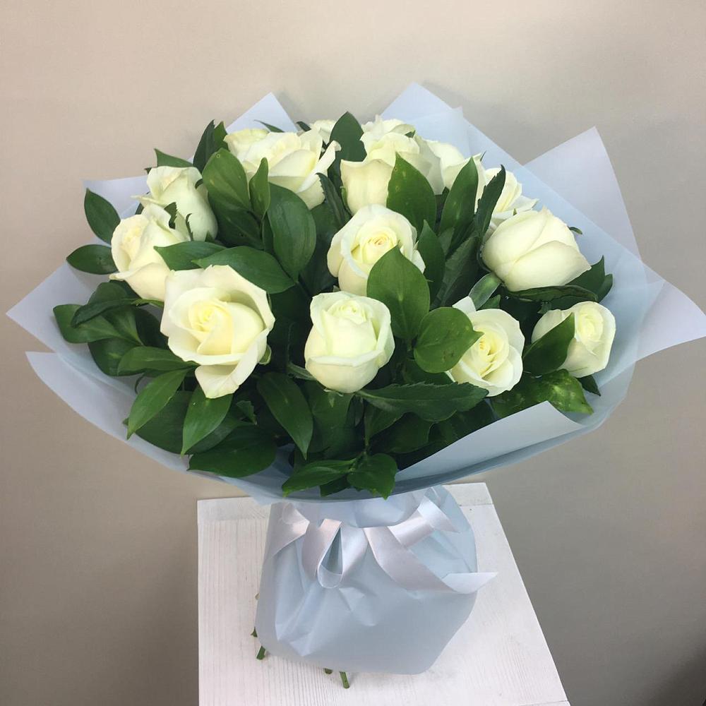 Букет 15 Белых роз Проуд в Богородске