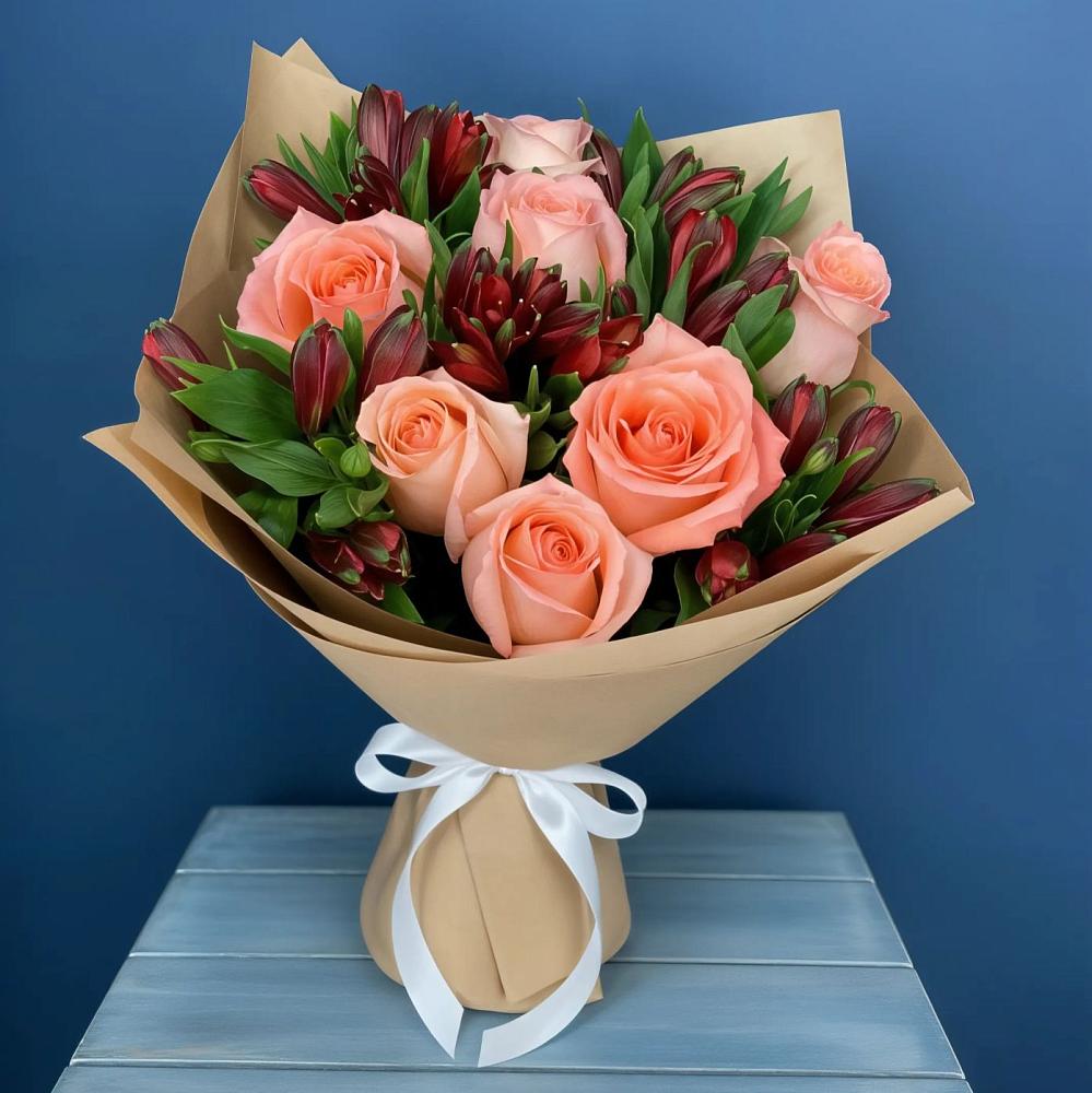 Букет цветов из: Розы и Альстромерии в Богородске