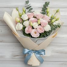 Букет цветов из:  Лизиантусы в Богородске