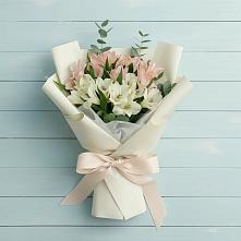 Букет цветов из:  Альстромерии #REPLACE_PRED# Богородске