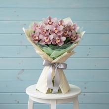 Букет цветов из:  Орхидеи и Розы в Богородске