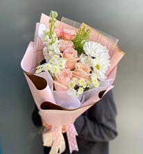 Букет цветов из:  Хризантемы и Розы в Богородске