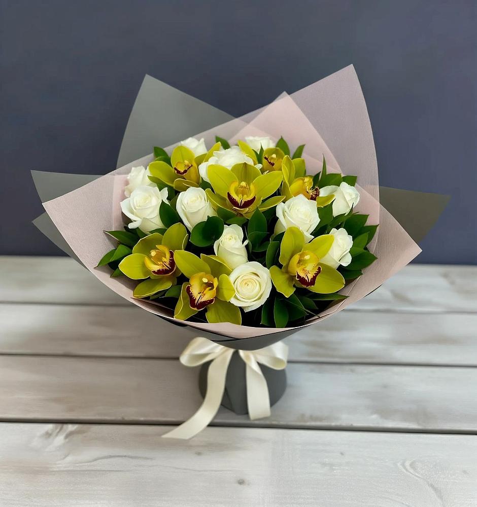 Букет цветов из: Орхидеи и Розы в Богородске