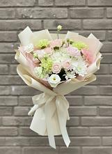 Букет цветов из:  Гвоздики, Розы, Лизиантусы и Хризантемы в Богородске